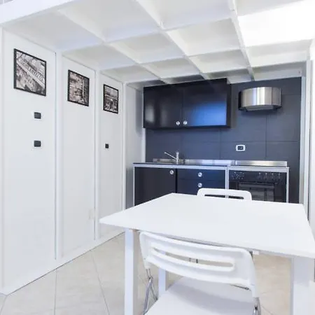 Martucci House Apartment *